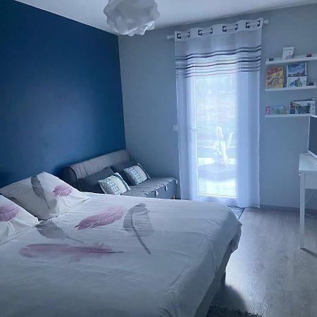La Halte Chambre Chez L Habitant Bonnes  Экстерьер фото