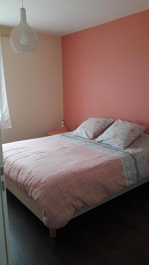 La Halte Chambre Chez L Habitant Bonnes  Экстерьер фото