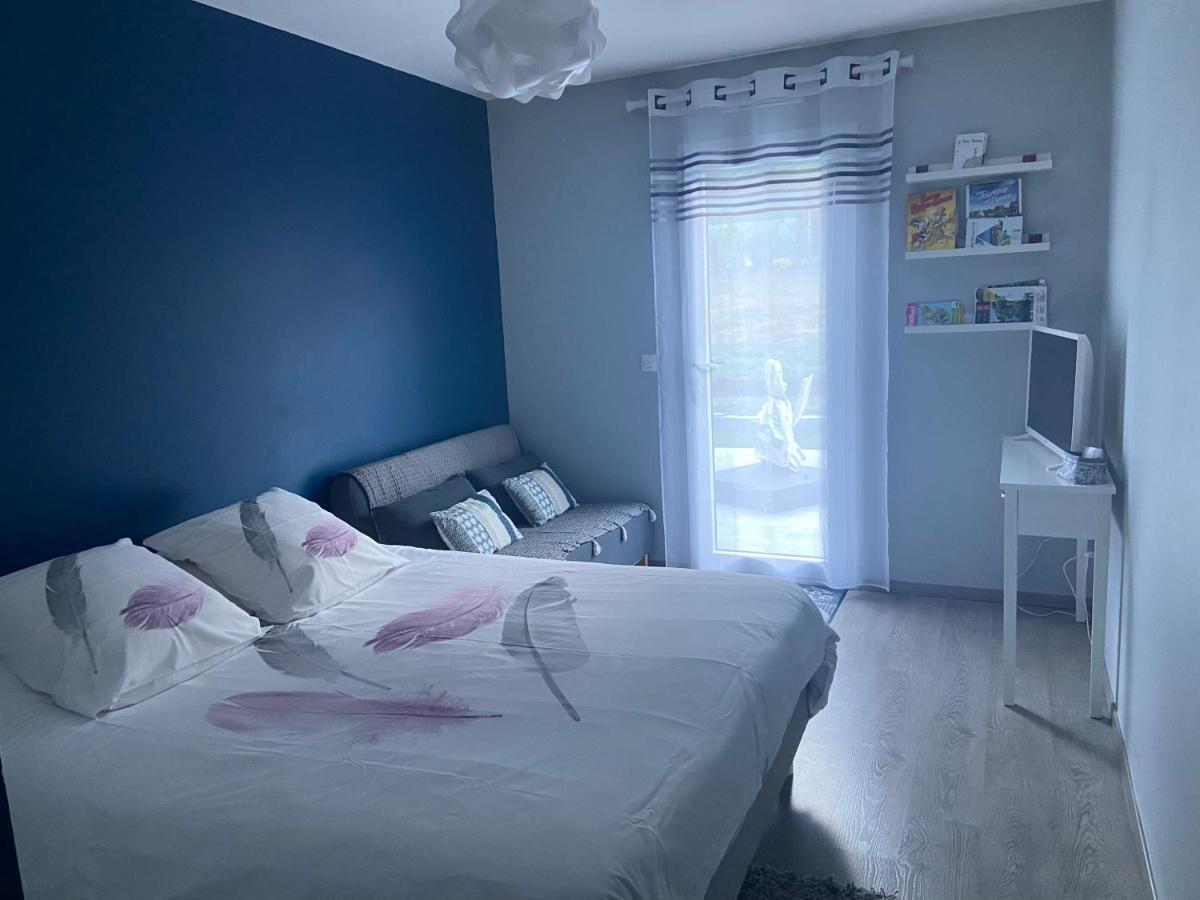 La Halte Chambre Chez L Habitant Bonnes  Экстерьер фото
